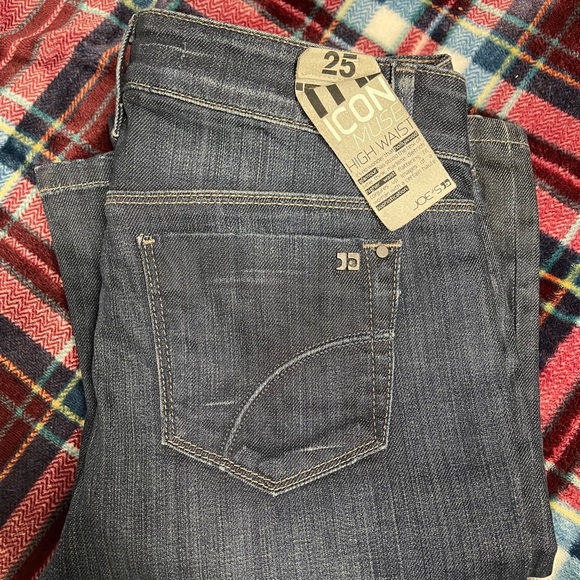 Joes Women’s Jeans - Picture 1 of 5